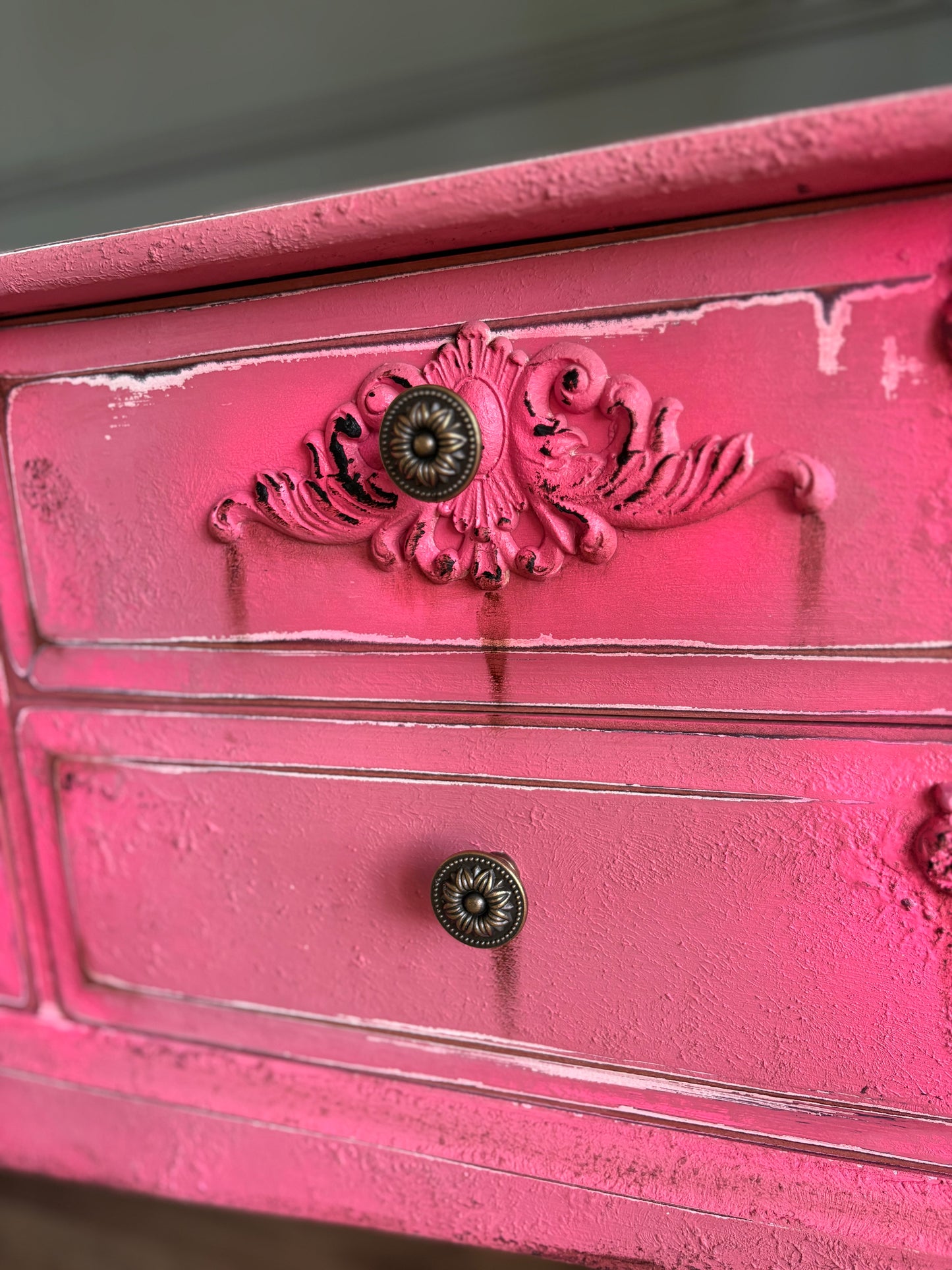 Vintage Distressed Hot pink neon stag dressing table sideboard