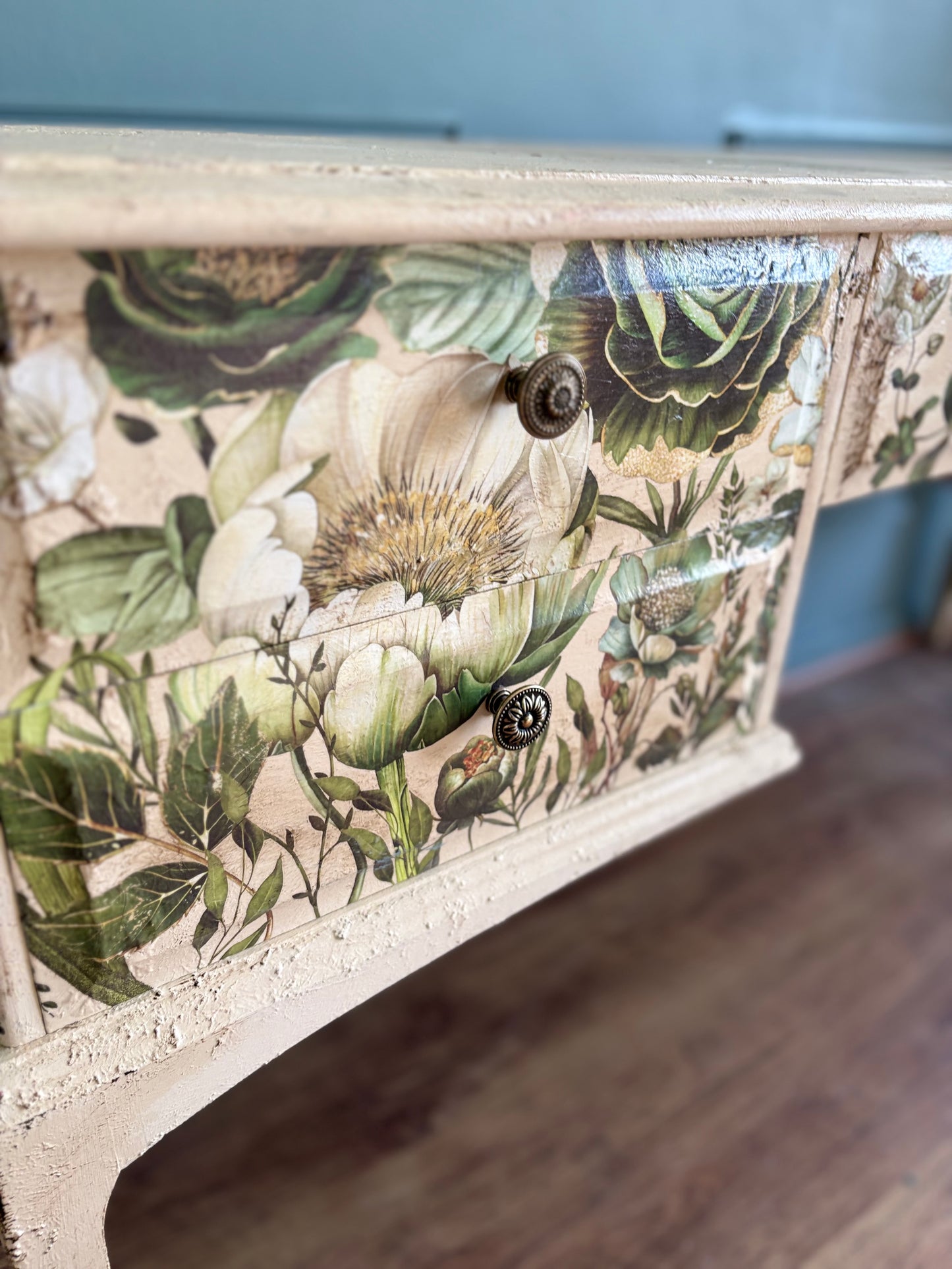 Green floral cream vintage stag dressing table sideboard