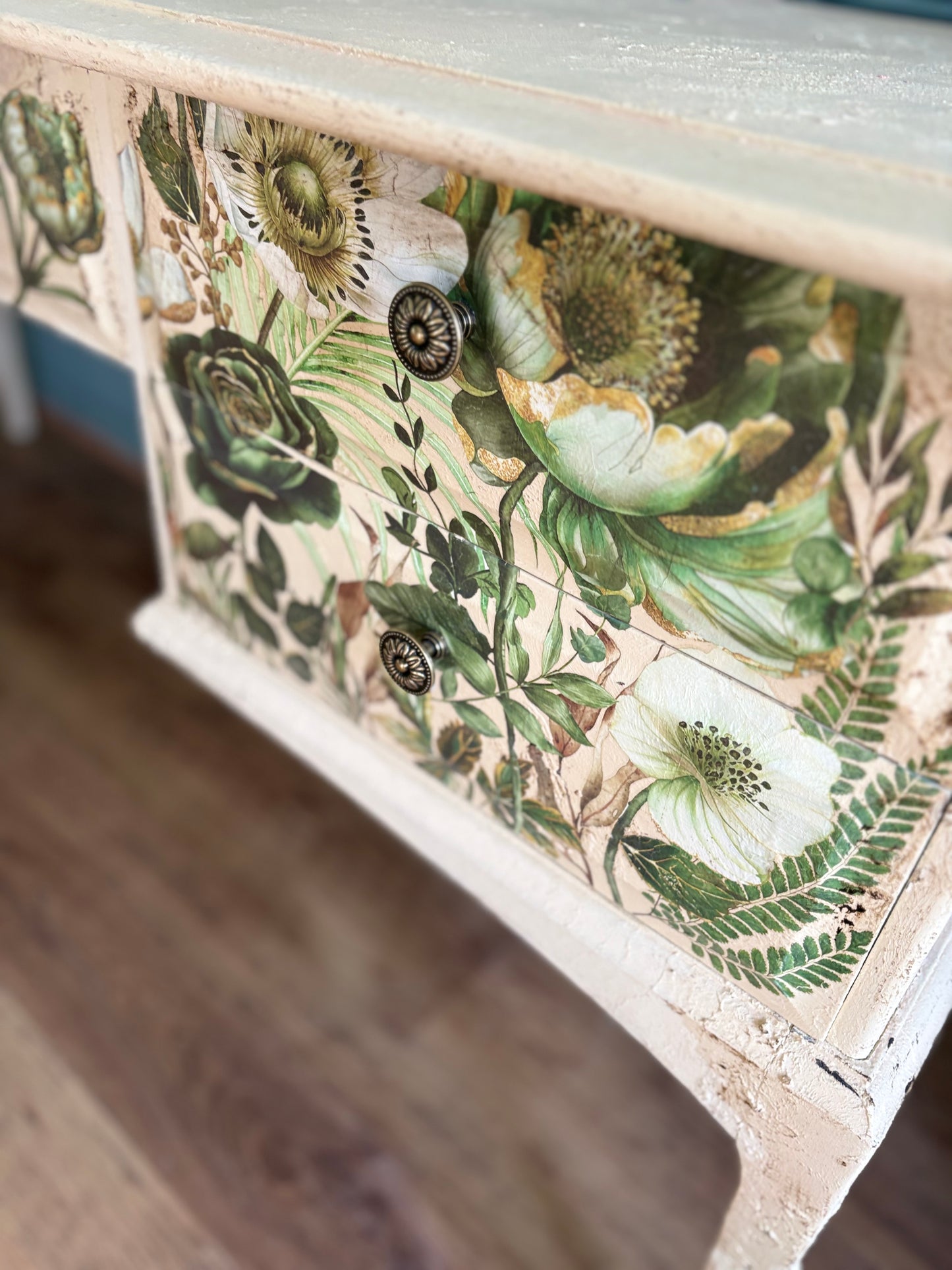 Green floral cream vintage stag dressing table sideboard