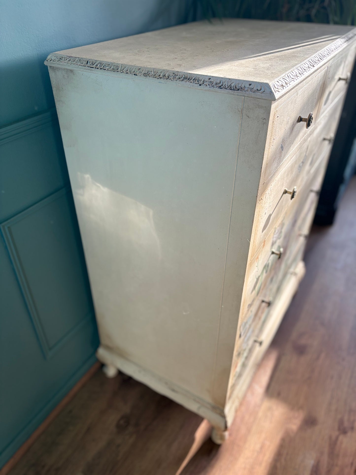Beautiful cream floral painted chest of drawers redesign with prima
